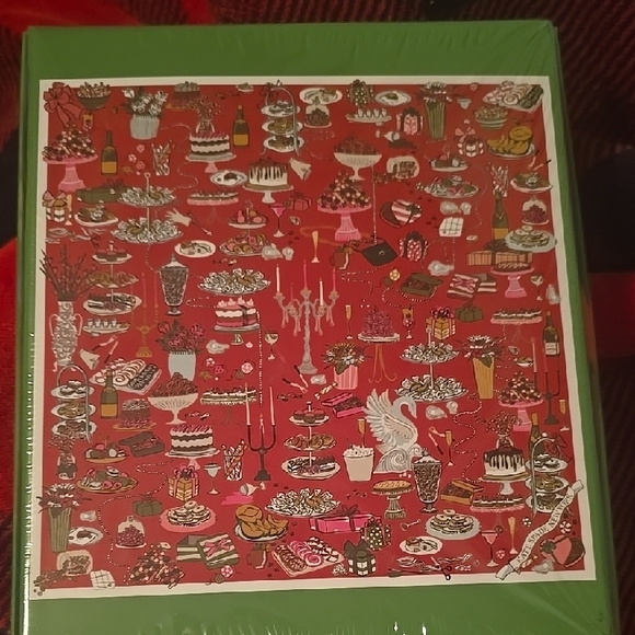 Kate Spade Festive Red and Green Table Puzzle - Picture 2 of 2